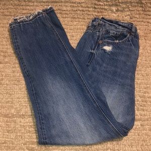 American Eagle Mom Jean